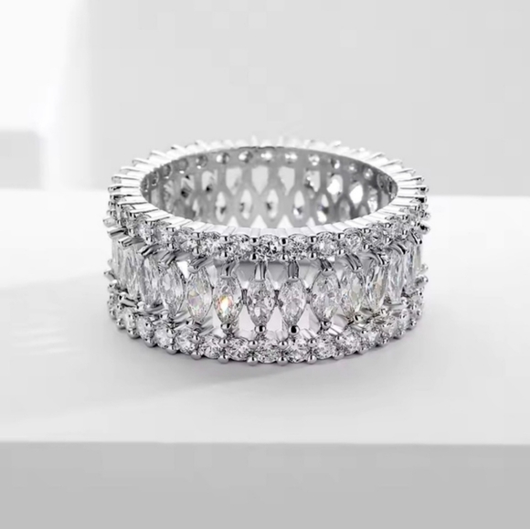 Swarovski Elements 925 Sterling Silver Contemporary Eternity Band Ring NEW - Picture 1 of 13